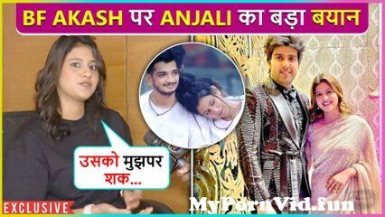 View Full Screen: anjali arora finally discloses her relationship with boyfriend akash sansanwal.jpg