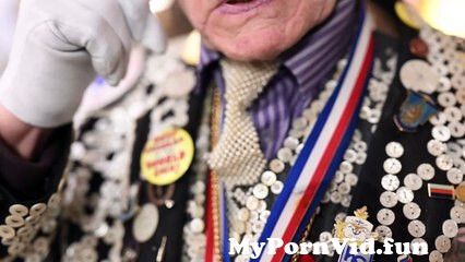 Pearly King who inspired Del Boy campaigns to keep Cockney tradition alive from bitporno boy fuck Watch Video - MyPornVid.fun
