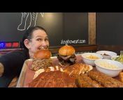 Molly Schuyler -MOM VS FOOD - EAT LIKE A GIRL!