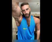 Big Muscle Gay Bodybuilder Beef