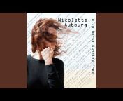 Nicolette Aubourg - Topic
