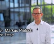 Dr. Markus Pietsch ist Dipl. Biologe beim Pharmaunternehmen medac. Das Video stellt seine Arbeit in 60 Sekunden vor und thematisiert weiche Faktoren wie Arbeitsklima und Work-Life-Balance.nGEMA-freie Musik: