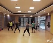 This Video is Choreographed by Mansi Sadana.nIts a freestyle Dance based Cardio Workout on bollywood music.nI dont own the copyrights to this song.nnSong - Radha on the Dance FloornMovie - Student of the yearnSingers- Shreya Ghoshal, Udit Narayan , Vishal &amp; Shekhar