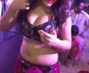 Nasha sajran da honda a beautiful girl dance video in Pakistan shadi mujra from shadi girl