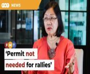 Ex-Petaling Jaya MP Maria Chin Abdullah says the home ministry and Inspector-General of Police must ensure better understanding of Peaceful Assembly Act.&#60;br/&#62;&#60;br/&#62;Read More: &#60;br/&#62;https://www.freemalaysiatoday.com/category/nation/2024/03/04/remind-cops-no-permit-needed-for-rallies-says-maria-chin/&#60;br/&#62;&#60;br/&#62;Laporan Lanjut: &#60;br/&#62;https://www.freemalaysiatoday.com/category/bahasa/tempatan/2024/03/04/ingatkan-polis-tak-perlu-lagi-permit-berhimpun-maria-chin-beritahu-kdn/&#60;br/&#62;&#60;br/&#62;Free Malaysia Today is an independent, bi-lingual news portal with a focus on Malaysian current affairs.&#60;br/&#62;&#60;br/&#62;Subscribe to our channel - http://bit.ly/2Qo08ry&#60;br/&#62;------------------------------------------------------------------------------------------------------------------------------------------------------&#60;br/&#62;Check us out at https://www.freemalaysiatoday.com&#60;br/&#62;Follow FMT on Facebook: https://bit.ly/49JJoo5&#60;br/&#62;Follow FMT on Dailymotion: https://bit.ly/2WGITHM&#60;br/&#62;Follow FMT on X: https://bit.ly/48zARSW &#60;br/&#62;Follow FMT on Instagram: https://bit.ly/48Cq76h&#60;br/&#62;Follow FMT on TikTok : https://bit.ly/3uKuQFp&#60;br/&#62;Follow FMT Berita on TikTok: https://bit.ly/48vpnQG &#60;br/&#62;Follow FMT Telegram - https://bit.ly/42VyzMX&#60;br/&#62;Follow FMT LinkedIn - https://bit.ly/42YytEb&#60;br/&#62;Follow FMT Lifestyle on Instagram: https://bit.ly/42WrsUj&#60;br/&#62;Follow FMT on WhatsApp: https://bit.ly/49GMbxW &#60;br/&#62;------------------------------------------------------------------------------------------------------------------------------------------------------&#60;br/&#62;Download FMT News App:&#60;br/&#62;Google Play – http://bit.ly/2YSuV46&#60;br/&#62;App Store – https://apple.co/2HNH7gZ&#60;br/&#62;Huawei AppGallery - https://bit.ly/2D2OpNP&#60;br/&#62;&#60;br/&#62;#FMTNews #WomensMarch #MariaChin #PoliceReport #PeacefulAssembly