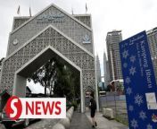 The government is not planning to make Kampung Baru a Unesco heritage site, says Dr Zaliha Mustafa.&#60;br/&#62;&#60;br/&#62;The Minister in the Prime Minister’s Department (Federal Territories) told the Dewan Rakyat on Wednesday (March 13), Unesco recognition would cause a hiccup in the government’s plan to develop Kampung Baru.&#60;br/&#62;&#60;br/&#62;Read more at https://tinyurl.com/2dm92z2m &#60;br/&#62;&#60;br/&#62;WATCH MORE: https://thestartv.com/c/news&#60;br/&#62;SUBSCRIBE: https://cutt.ly/TheStar&#60;br/&#62;LIKE: https://fb.com/TheStarOnline