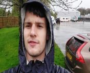 Travellers have been ordered to leave a Tesco car park in Leyland due to being on private land.&#60;br/&#62;&#60;br/&#62;A fleet of caravans moved onto the Tesco Extra car park in Towngate on Sunday afternoon, close to the petrol station.&#60;br/&#62;&#60;br/&#62;After it was reported to Lancashire Police by the supermarket, officers visited the group last night in a bid to remove the travellers from the site.