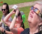 Business Insider reports that Google Trends showed a big spike in searches for “eyes hurt” during Monday’s eclipse, but that may not be indicative of actual widespread injury. Veuer’s Matt Hoffman has the story.
