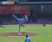 Kyle Teel hits RBI double in Virginia&#39;s win against North Carolina.