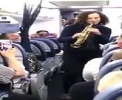 Kenny G Plays Surprise Show On A Plane