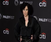 https://www.maximotv.com &#60;br/&#62;B-roll footage: Actress and comedian Alex Borstein (Lois Griffin) with her father Irv Borstein on the red carpet at PaleyFest LA &#92;